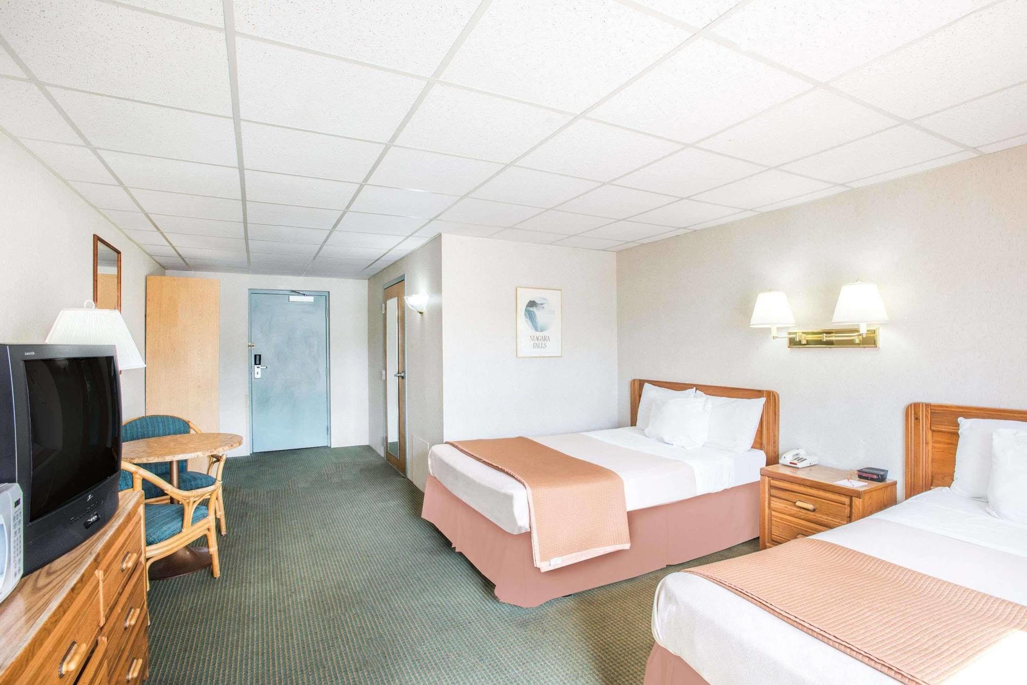 The Niagara Inn Niagara Falls Zewnętrze zdjęcie